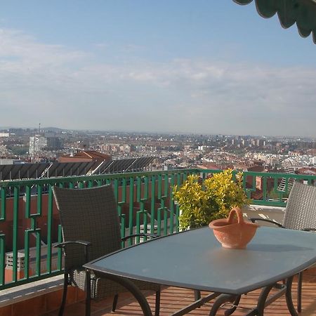 Atico Latina Apartment Madrid Ngoại thất bức ảnh