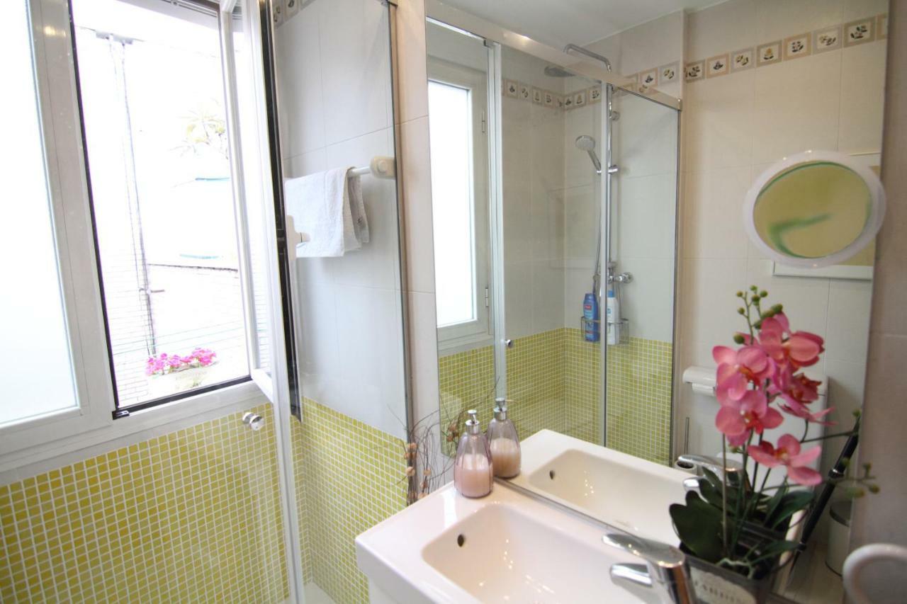 Atico Latina Apartment Madrid Ngoại thất bức ảnh